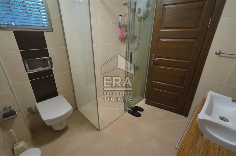 ERA Angel'dan Pelitköy'de Havuzlu Sitede Deniz Manzaralı Villa