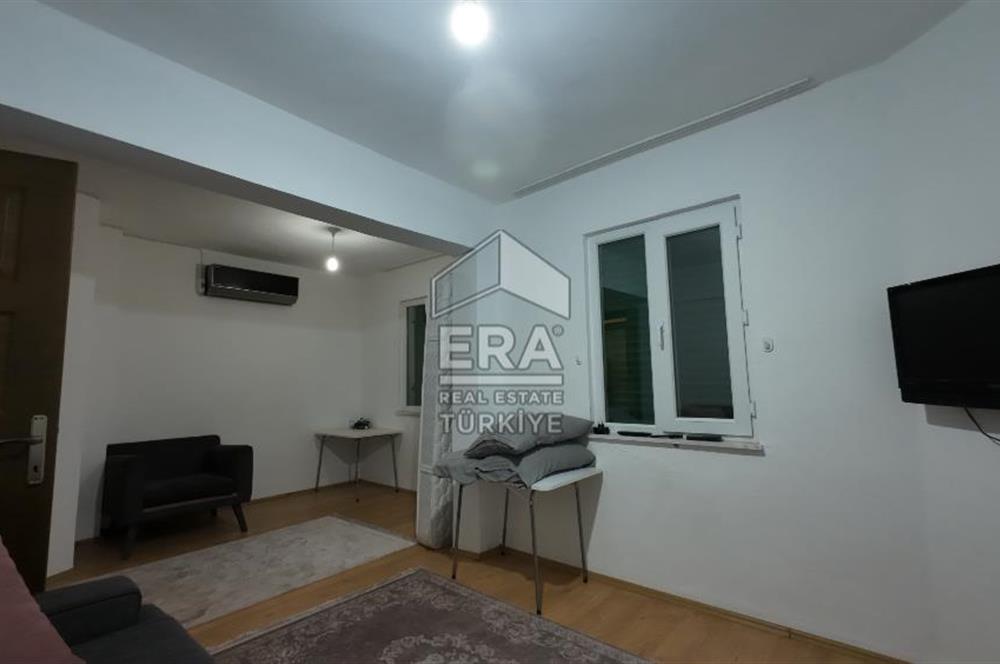 ERA Angel'dan Pelitköy'de Havuzlu Sitede Deniz Manzaralı Villa