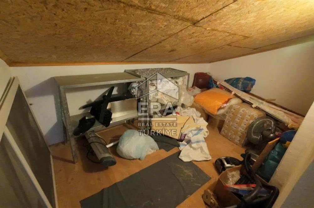 ERA Angel'dan Pelitköy'de Havuzlu Sitede Deniz Manzaralı Villa
