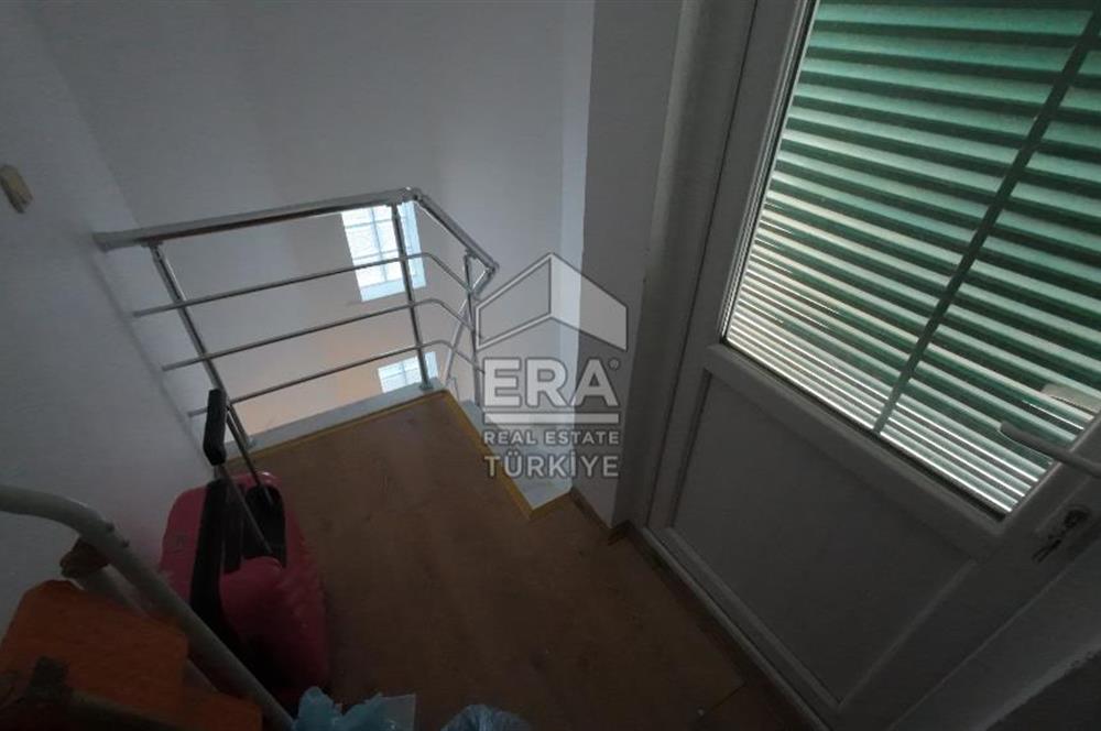 ERA Angel'dan Pelitköy'de Havuzlu Sitede Deniz Manzaralı Villa