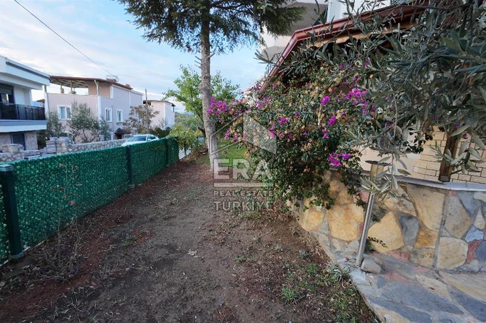 ERA Angel'dan Pelitköy'de Havuzlu Sitede Deniz Manzaralı Villa