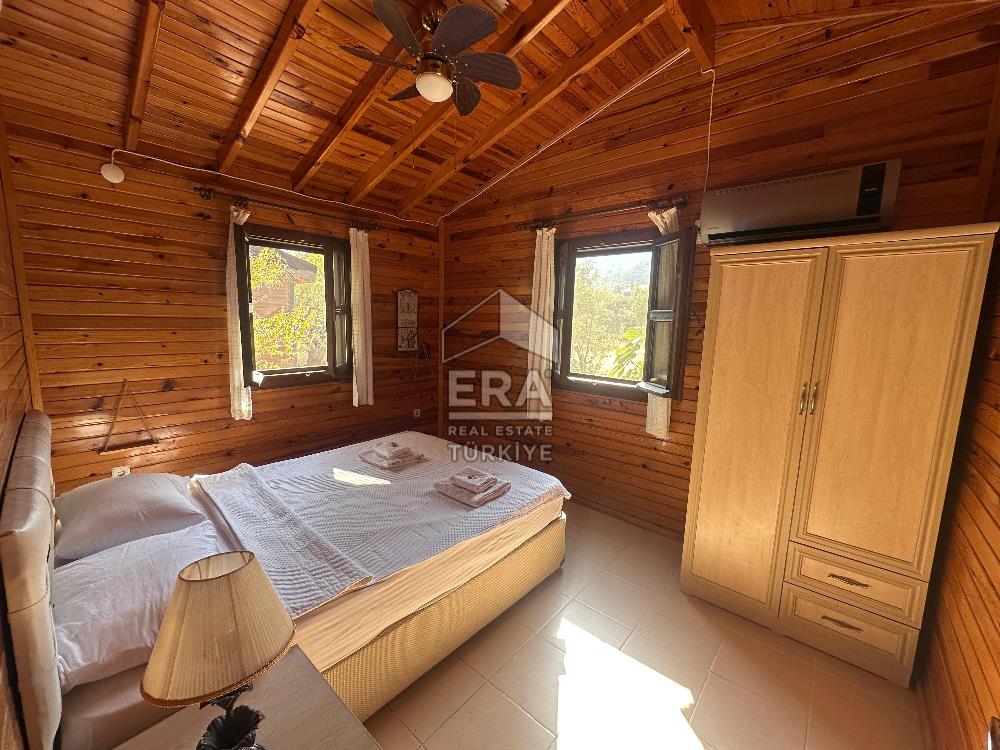 DATÇA OVABÜKÜ’NDE SATILIK 751 m2 ARSA PAYLI 4 ADET BUNGALOV EV