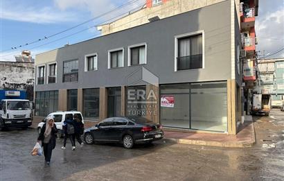 Buca İnönü Mah. Pazar Yerinde Batarkatlı Kiralık Dükkan