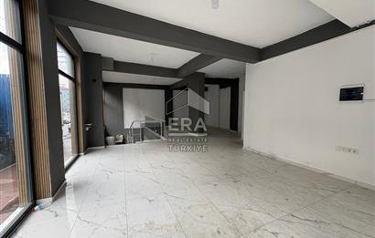 Buca İnönü Mah. Pazar Yerinde Batarkatlı Kiralık Dükkan