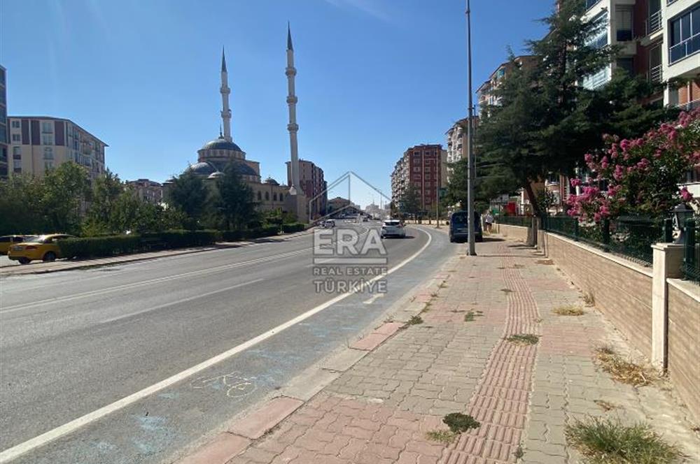 Mevlana Camii Yakınında 100 m2 İşyeri