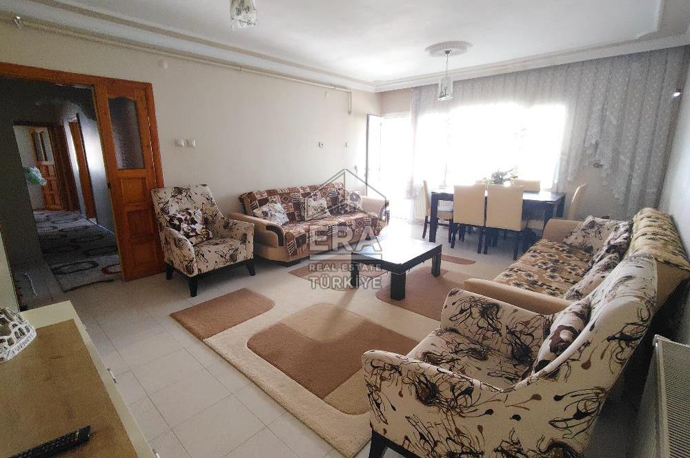 İzkent Mah. Cadde Üzerinde Satılık 3+1