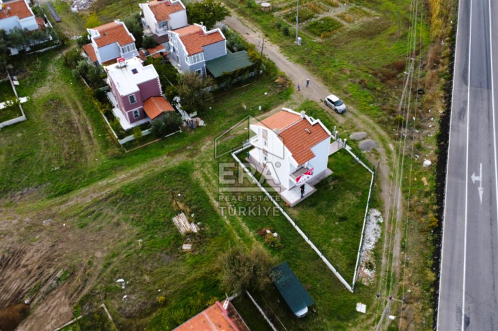 Era Angel'dan Altınova'da Geniş Bahçeli 2+1 Satılık Villa