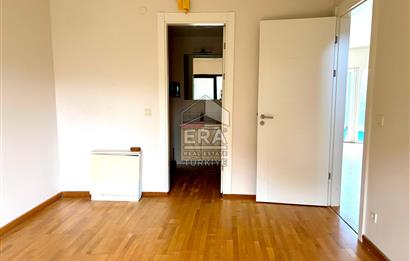 Zekeriyaköy Alya Evlerinde Kiralık 4+2 Bahçe Dubleks