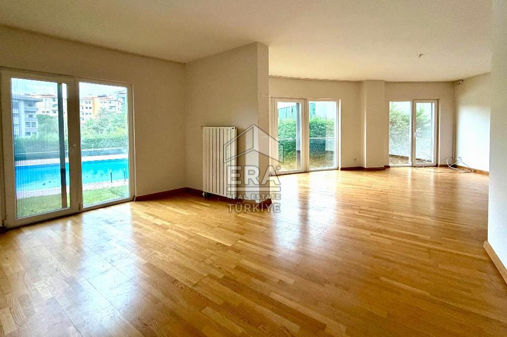 Zekeriyaköy Alya Evlerinde Kiralık 4+2 Bahçe Dubleks