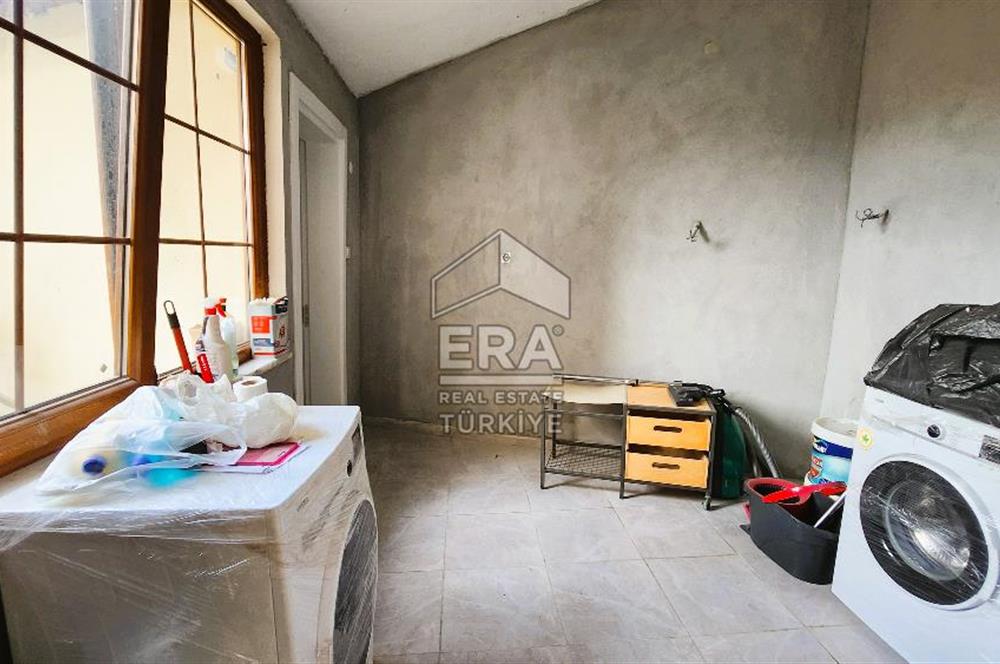 Balıkesir Burhaniye Pelitköy Köyiçi Mevkiinde Geniş Bahçeli Tam Müstakil Ev