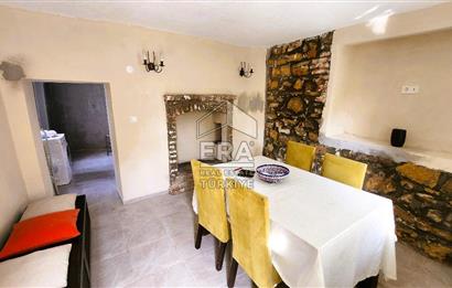 Balıkesir Burhaniye Pelitköy Köyiçi Mevkiinde Geniş Bahçeli Tam Müstakil Ev