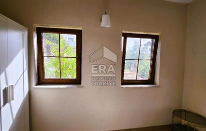 Balıkesir Burhaniye Pelitköy Köyiçi Mevkiinde Geniş Bahçeli Tam Müstakil Ev