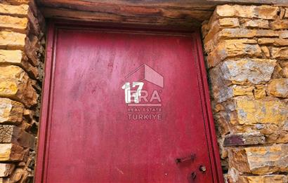 Balıkesir Burhaniye Pelitköy Köyiçi Mevkiinde Geniş Bahçeli Tam Müstakil Ev