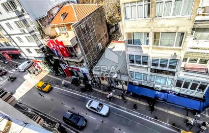 ERA SÖZ GAYRİMENKULDEN  KIZILAY CADDESİNİN KALBİNDE, HAYATIN MERKEZİNDE,  EŞSİZ SATILIK 2+1 DAİRE