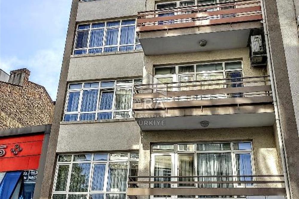 ERA SÖZ GAYRİMENKULDEN  KIZILAY CADDESİNİN KALBİNDE, HAYATIN MERKEZİNDE,  EŞSİZ SATILIK 2+1 DAİRE