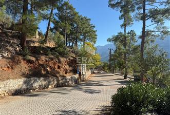 ANTALYA/GÜNDOĞMUŞ ORTA KÖY MAH. KÖY İÇİ TEK TAPU ARSA