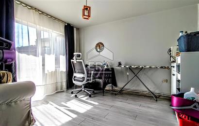 ERA SÖZ GAYRİMENKULDEN  KIZILAY CADDESİNİN KALBİNDE, HAYATIN MERKEZİNDE,  EŞSİZ SATILIK 2+1 DAİRE