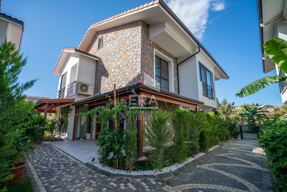 Datça Reşadiye Dalya Evleri'nde Satılık 150m2 3+1 Tripleks Villa