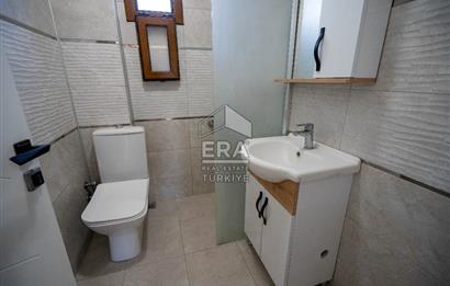 Datça Kızlan'da Satılık 550 m2 Arsada ve Müştemilatlı 3+2 Villa