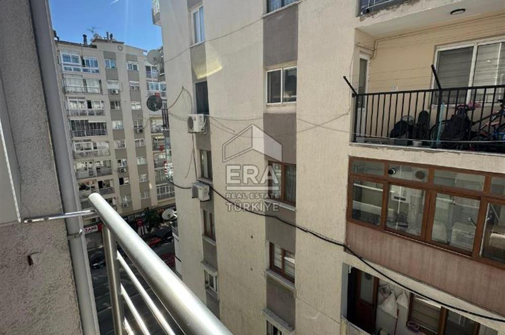 Altıntaş Mahallesinde Muhteşem Deniz Manzaralı 2+1 Satılık Daire