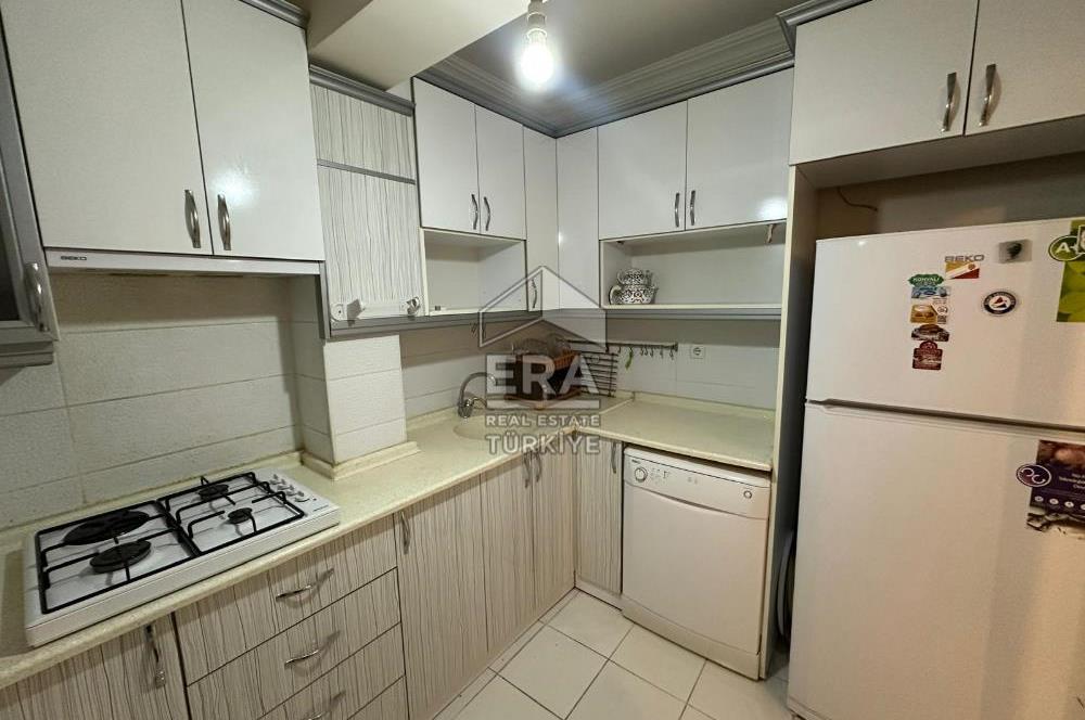 Üçkuyular Mahallesi İzmir Demokrasi Üni.Arkası Satılık 3+1 Daire