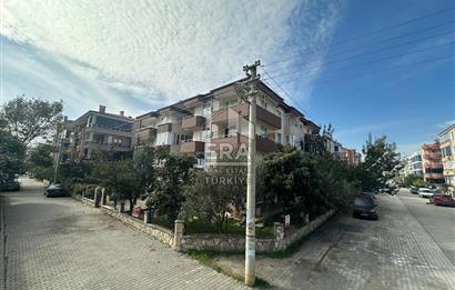 ERA PORT GÜVENCESİYLE EDREMİT AKÇAY SARIKIZ'DA 3+1 EŞYALI DAİRE