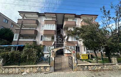 ERA PORT GÜVENCESİYLE EDREMİT AKÇAY SARIKIZ'DA 3+1 EŞYALI DAİRE