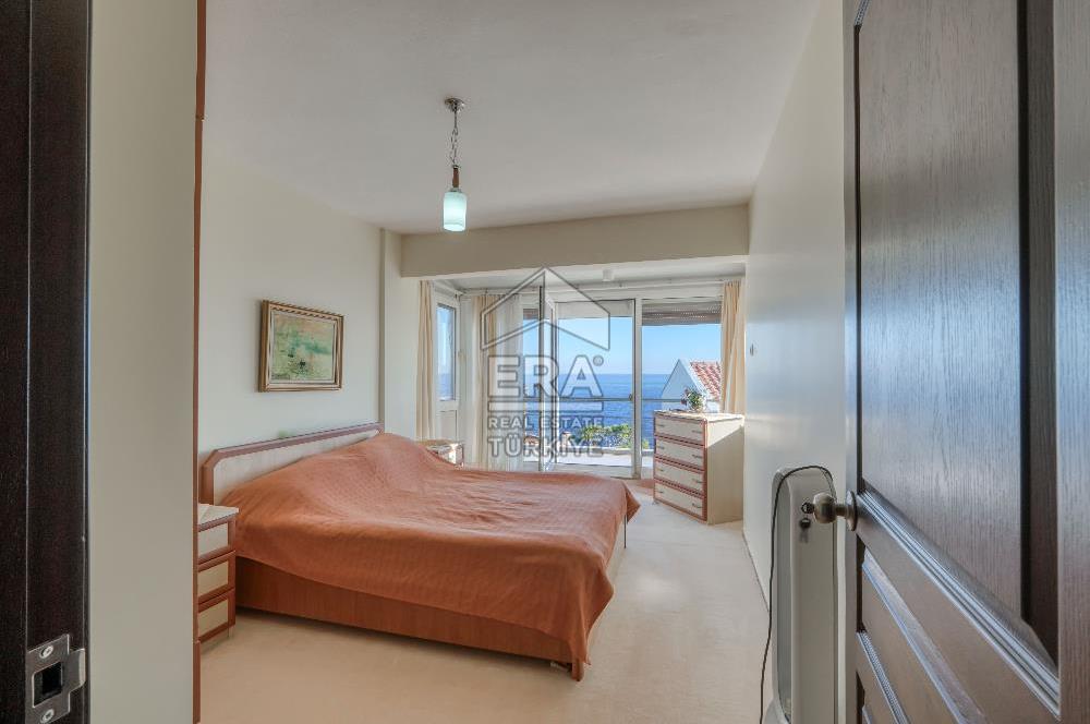 KARABURUN İSKELE DENİZE 100 METRE SATILIK DUBLEKS VİLLA