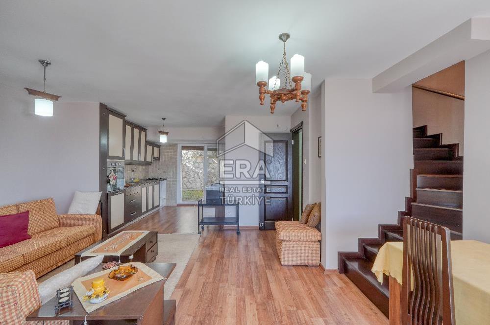 KARABURUN İSKELE DENİZE 100 METRE SATILIK DUBLEKS VİLLA