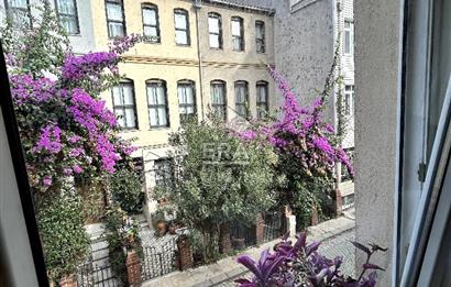 KUZGUNCUK'DA BOĞAZ MANZARALI TARİHİ KONAK 