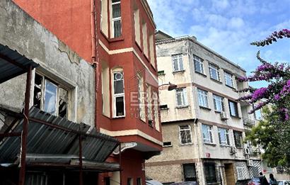 KUZGUNCUK'DA BOĞAZ MANZARALI TARİHİ KONAK 