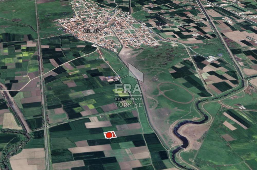 ERA PORT GÜVENCESİYLE YAKUPKÖY'DE SATILIK 3729 METREKARE TARLA