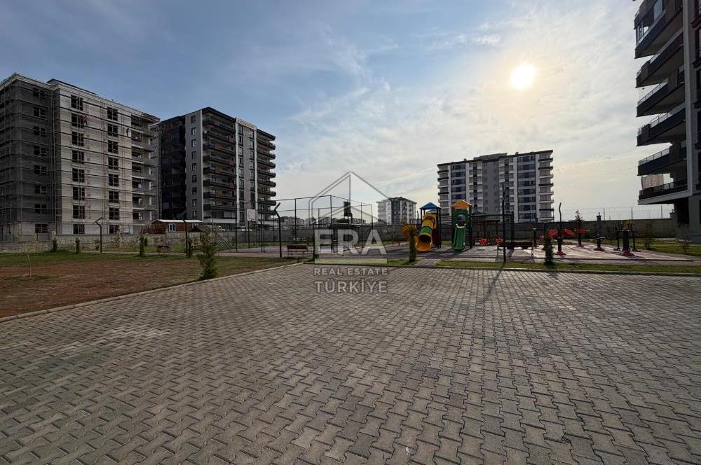 Yenişehir Mahallesi'nde satılık 3,5+1