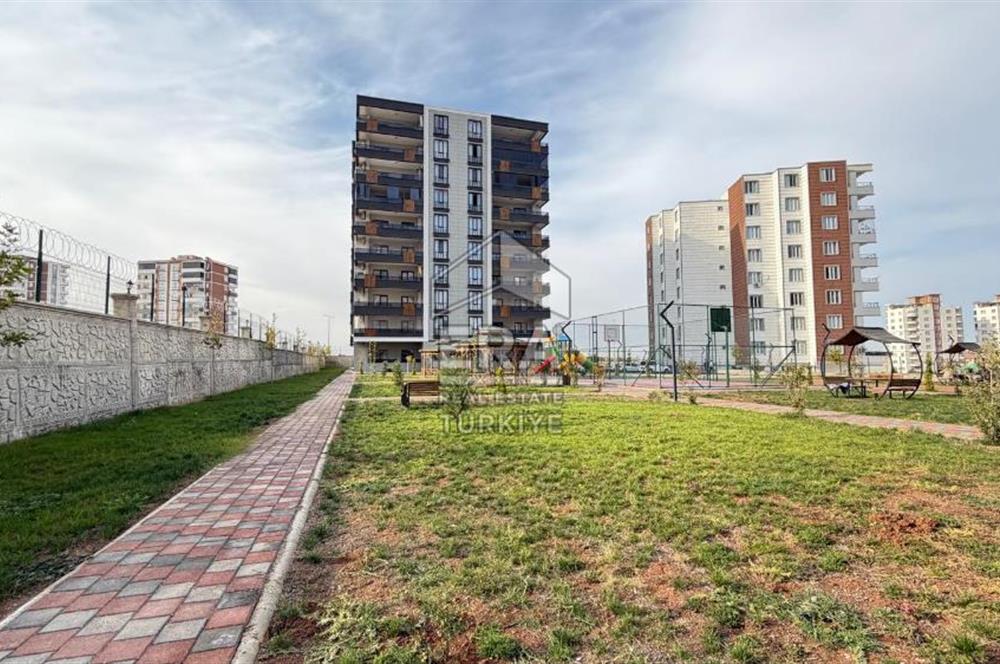 Yenişehir Mahallesi'nde satılık 3,5+1