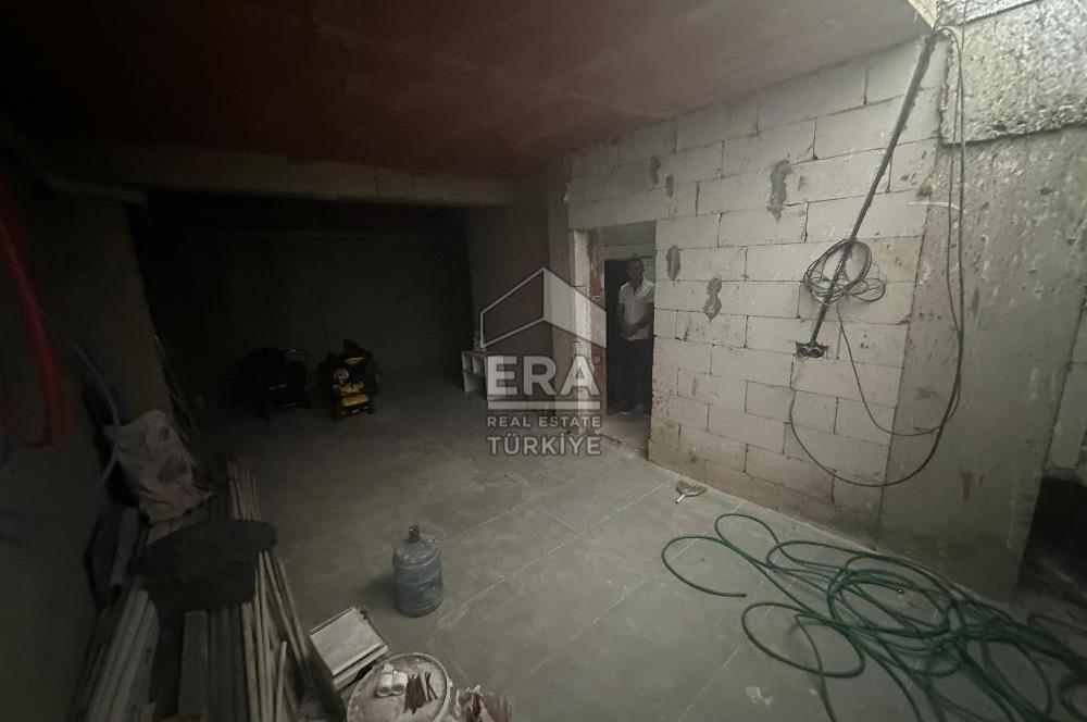 ÜNALAN-EMAAR BÖLGESİNDE 85 M2 KİRALIK DEPOLU DÜKKAN