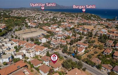 Datça Merkezde Satılık Deniz Gören 3.5+1Tripleks 180m2 Villa