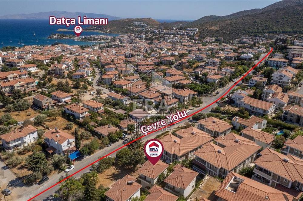 Datça Merkezde Satılık Deniz Gören 3.5+1Tripleks 180m2 Villa