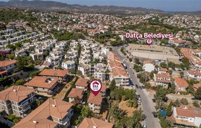 Datça Merkezde Satılık Deniz Gören 3.5+1Tripleks 180m2 Villa
