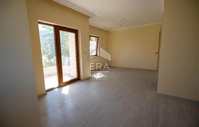 Datça Merkezde Satılık Deniz Gören 3.5+1Tripleks 180m2 Villa