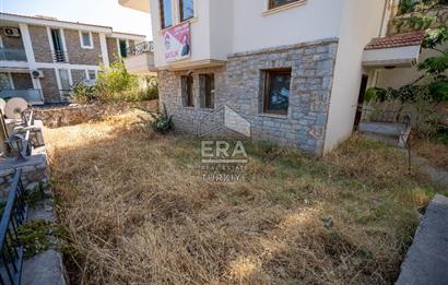 Datça Merkezde Satılık Deniz Gören 3.5+1Tripleks 180m2 Villa