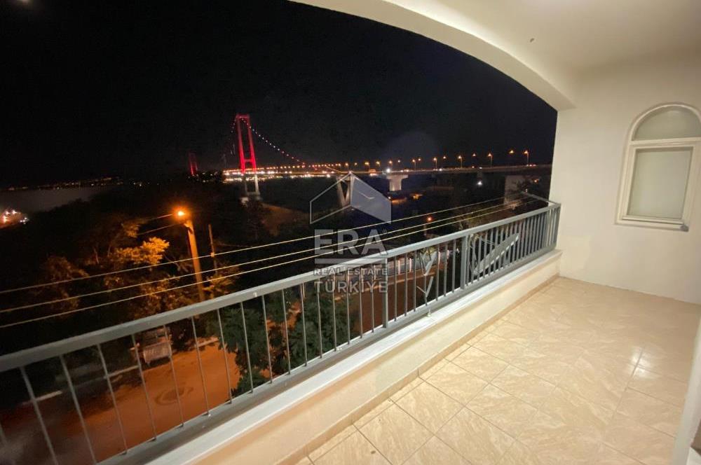 Osmangazi Köprüsü Yanında Deniz & Köprü Manzaralı Müstakil Bina