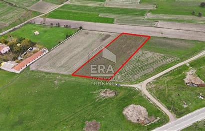 ERA PORT GÜVENCESİYLE KARESİ OVACIK KÖYÜNDE 3897m² SATILIK TARLA