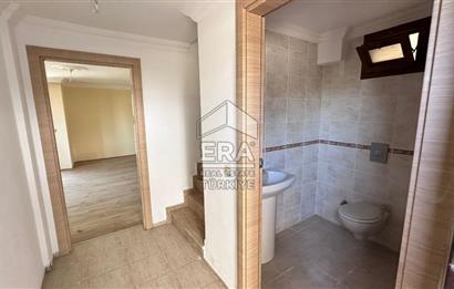 Datça Merkezde Satılık Deniz Gören 3.5+1Tripleks 180m2 Villa