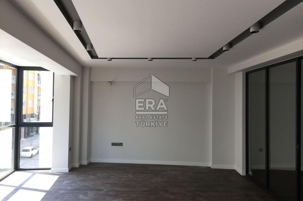 Lise Caddesinde Çınar'a 2 dk Mesafede Kiralık Lüks Ofis