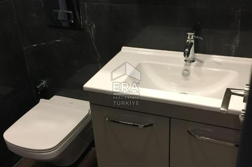 Lise Caddesinde Çınar'a 2 dk Mesafede Kiralık Lüks Ofis