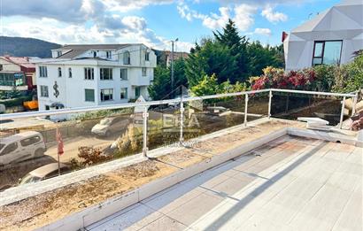 ZEKERİYAKÖY ÇARŞIDA DOĞAYLA İÇ İÇE PRESTİJLİ KİRALIK OFİS