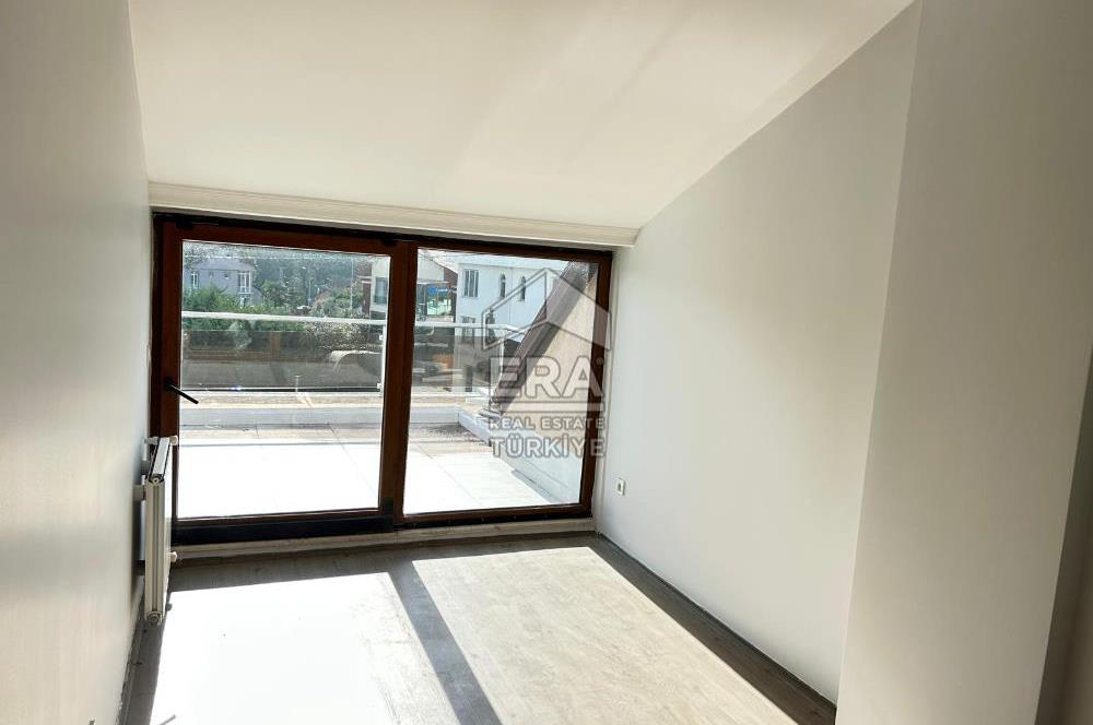 ZEKERİYAKÖY ÇARŞIDA DOĞAYLA İÇ İÇE PRESTİJLİ KİRALIK OFİS