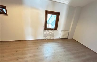 ZEKERİYAKÖY ÇARŞIDA DOĞAYLA İÇ İÇE PRESTİJLİ KİRALIK OFİS