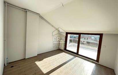 ZEKERİYAKÖY ÇARŞIDA DOĞAYLA İÇ İÇE PRESTİJLİ KİRALIK OFİS