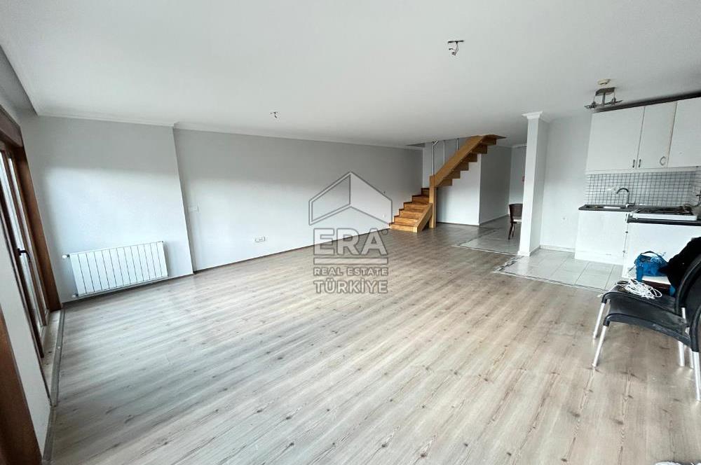 ZEKERİYAKÖY ÇARŞIDA DOĞAYLA İÇ İÇE PRESTİJLİ KİRALIK OFİS